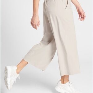 Athleta Women's Gray Wide-Leg Pants